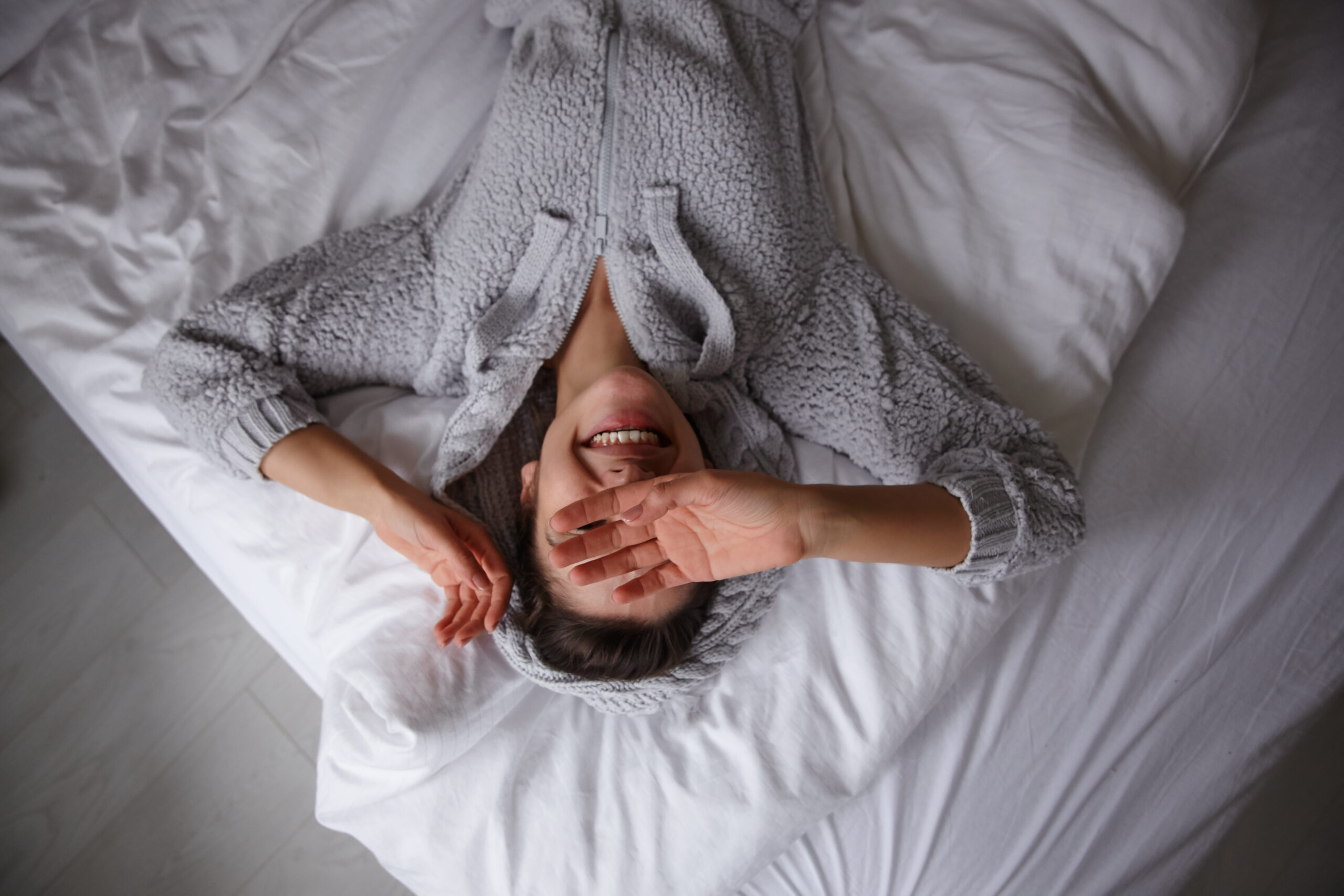 Entendendo a relação entre a apneia do sono e a micção noturna frequente: Um guia abrangente